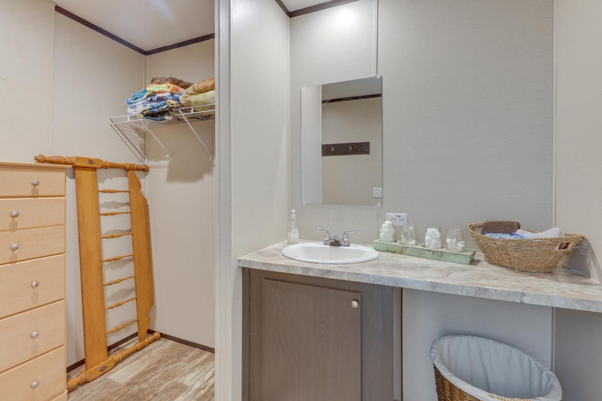 Lakefront Wetumpka Escape With Furnished Deck! Eksteriør billede