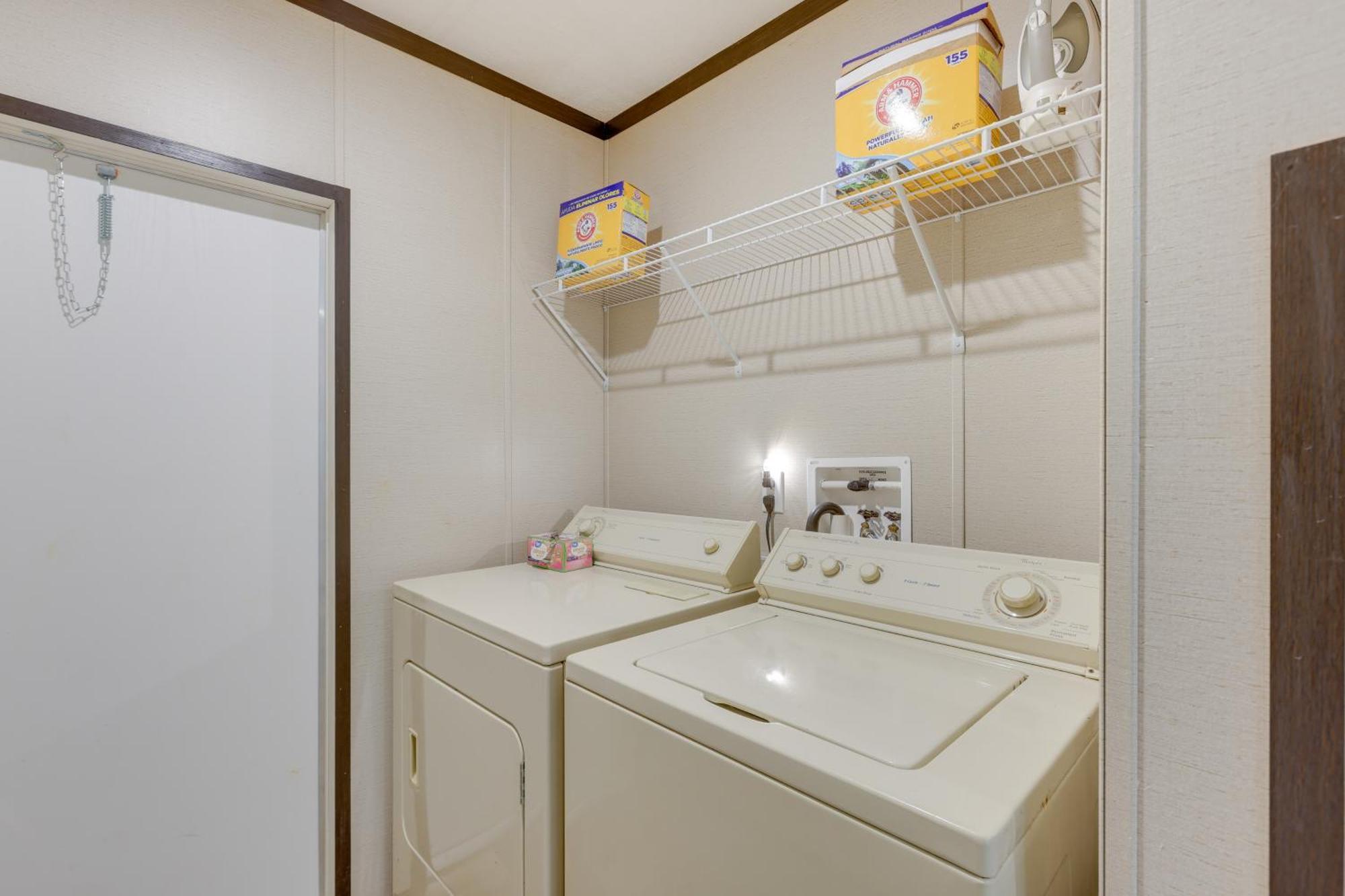 Lakefront Wetumpka Escape With Furnished Deck! Eksteriør billede