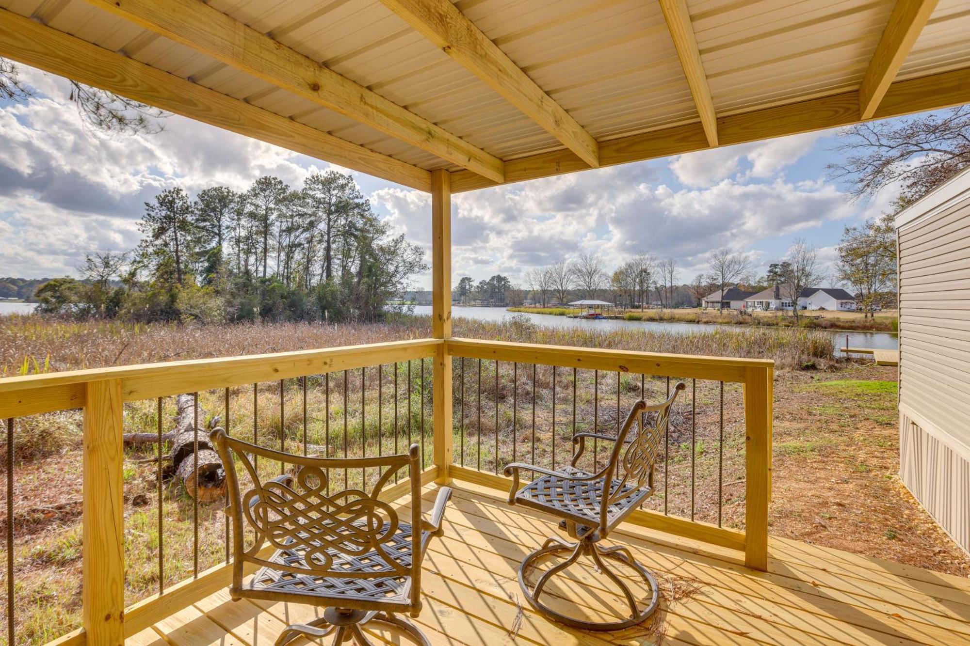 Lakefront Wetumpka Escape With Furnished Deck! Eksteriør billede